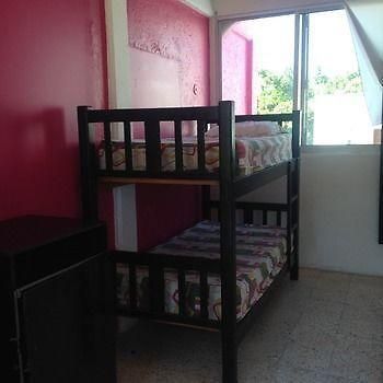 Hostal Plaza Isla Mujeres Εξωτερικό φωτογραφία